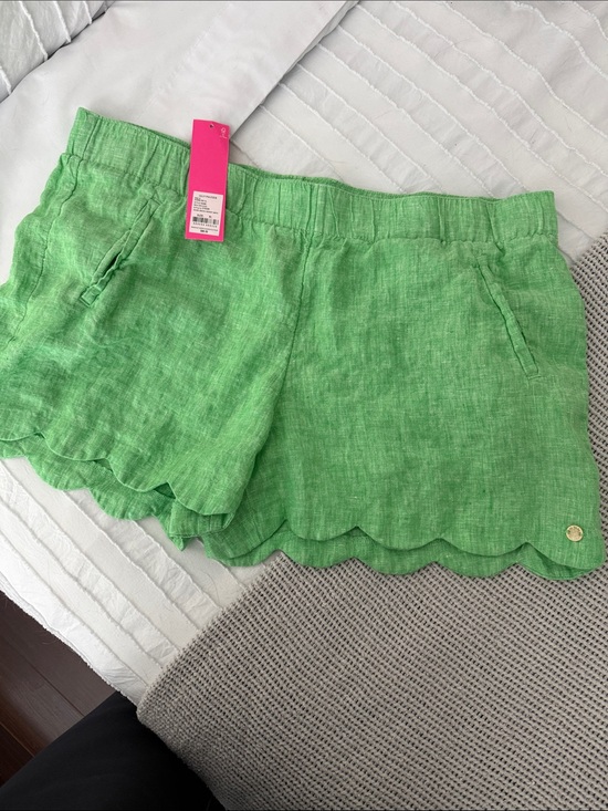 Lilly Pulitzer Pants - Lilly Pulitzer Bright Green High-Waist Scallop Hem Shorts